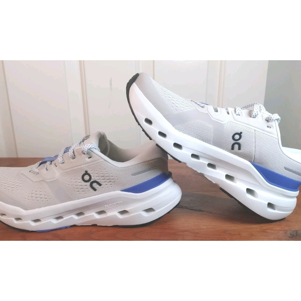 NEW On Cloudrunner Women's Running Shoes Size 8 White Blue Helion CloudTec - Picture 4 of 10